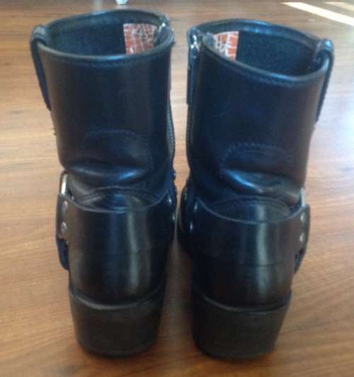 Genuine Harley Davidson female leather boots - size 4/5