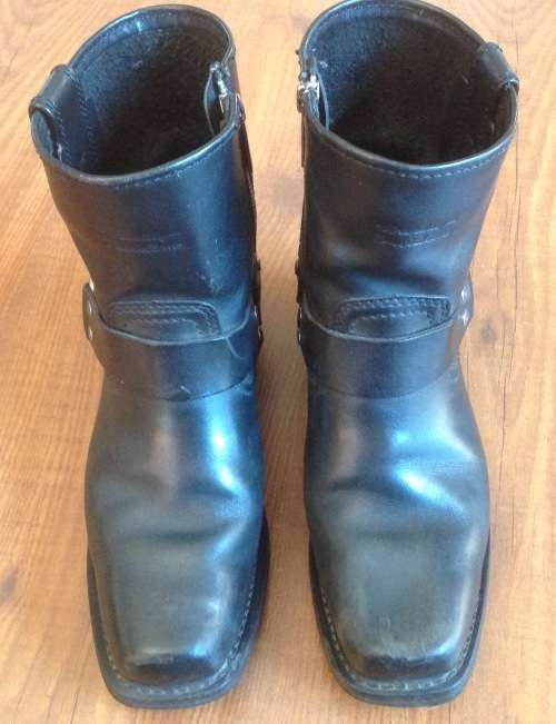 Genuine Harley Davidson female leather boots - size 4/5