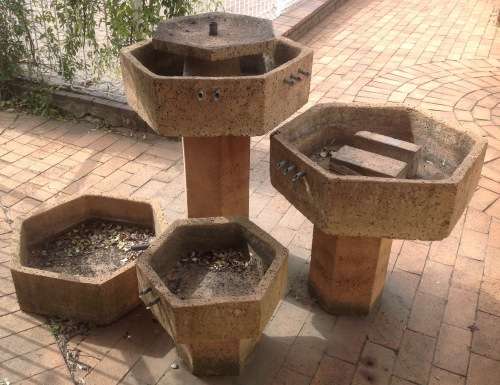 Water fountain / feature (9 piece cement) - Collection in Roodepoort only