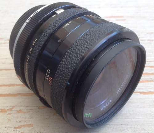 Tamron lens - Auto 28mm 1:2.8. Bayonet type for Konica. Good condition