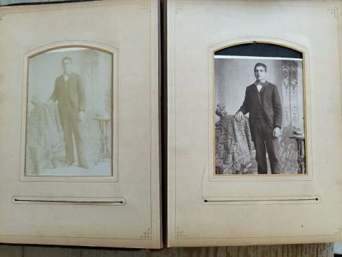 Victorian / Antique photo album (28 Cabinet Cards)