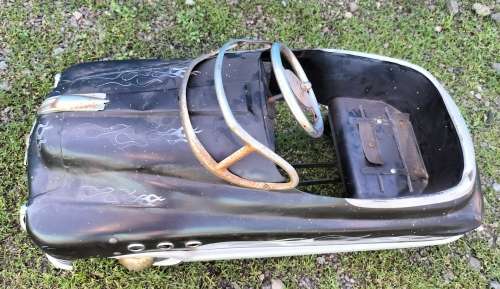 Vintage pedal car - trapkar