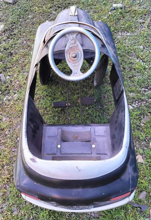 Vintage pedal car - trapkar