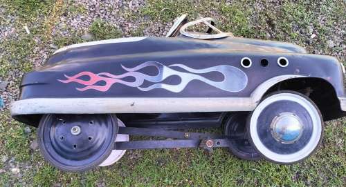 Vintage pedal car - trapkar