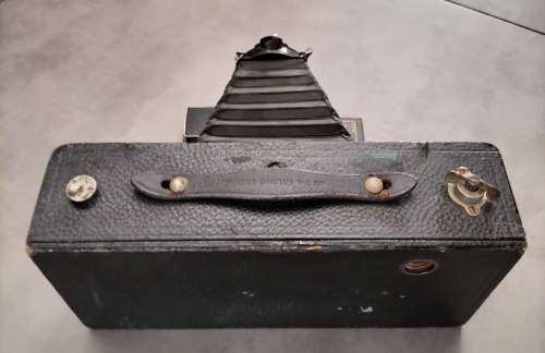 Antique Kodak No3A folding Brownie (circa 1909)