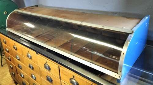 Vintage sweet cabinet (152 x 52cm)