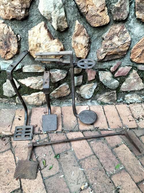 Vintage horse/donkey cart steps (X 4)