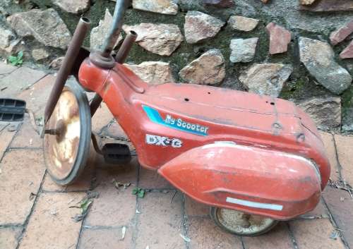 Scarce three wheel push bike (for restoration)