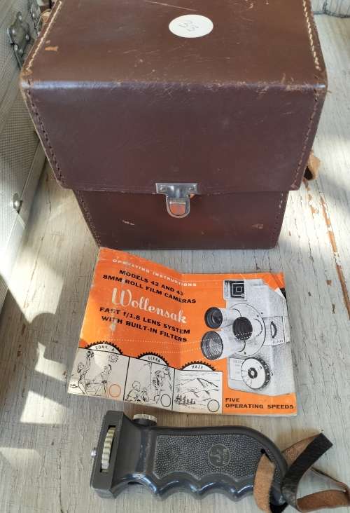 Vintage three lens 8mm movie camera - Wollensack (MD9)