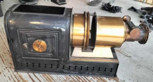 Antique magic lantern (MD54)