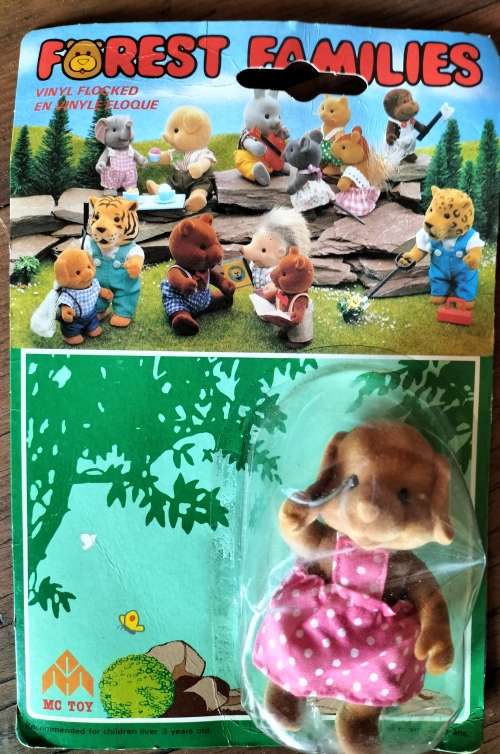 Forest Family - Dog - unopened