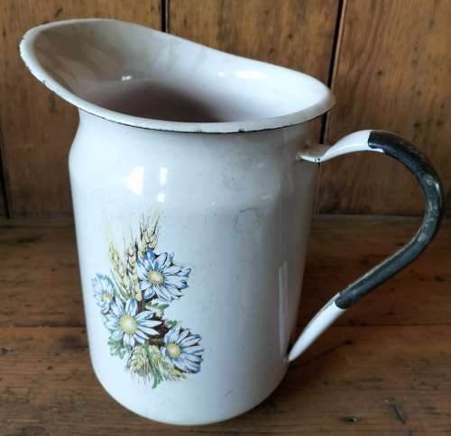 Vintage enamel water jug (3)