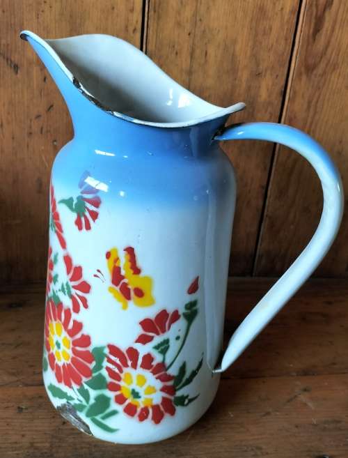 Vintage enamel water jug (4)