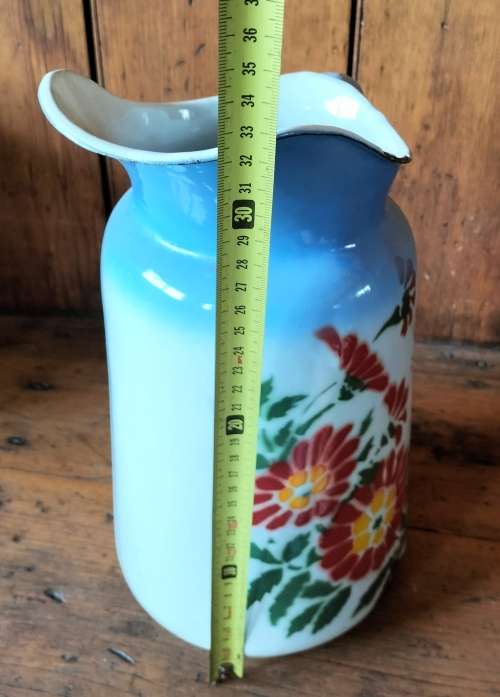 Vintage enamel water jug (4)