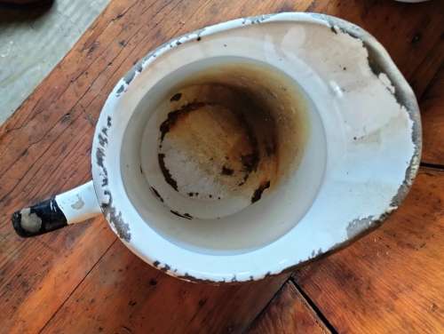 Vintage enamel water jug (6)