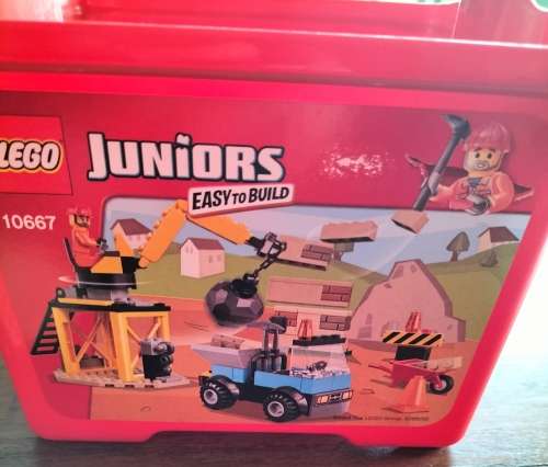 Lego Juniors - unopened - in original container