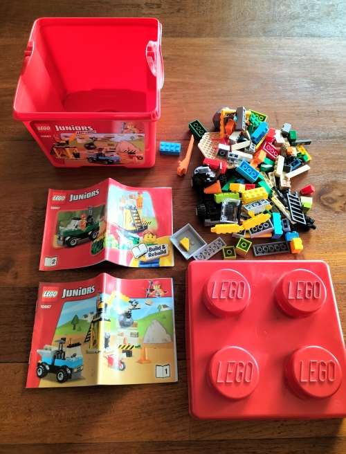 Lego Juniors - in original container (opened)