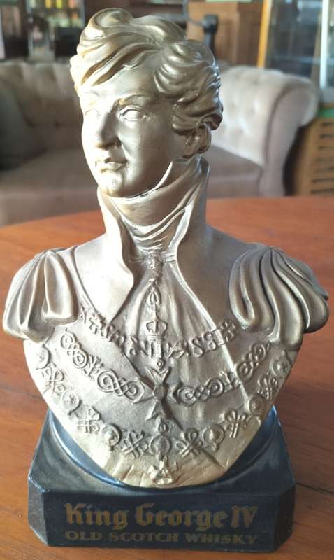 Whisky advertising - King George IV (Gold) - Plastic