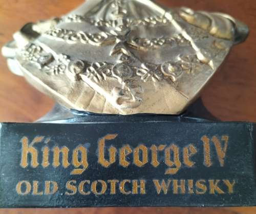 Whisky advertising - King George IV (Gold) - Plastic