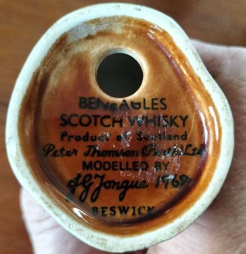 Whiskey - Collection of smaller advertising items
