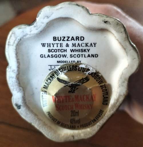 Whiskey - White and Mackay - Buzzard (with content)