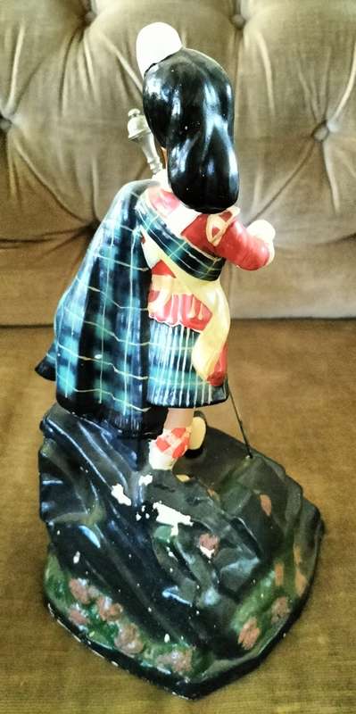 Dewar`s White Label Whiskey Advertising (32cm high)