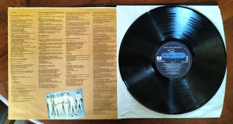 LP / Vinyl - Paul McCartney - Give my regards to Broadstreet