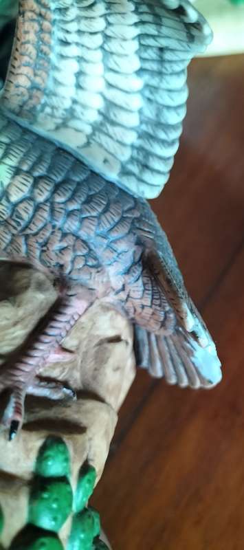 Whiskey - small vintage Wild Turkey decanter (2)