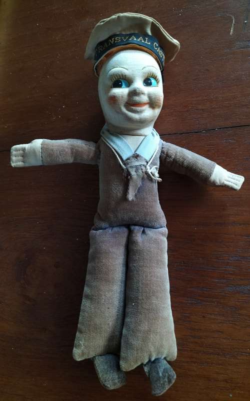 Vintage Union Castle souvenir sailor doll (1)