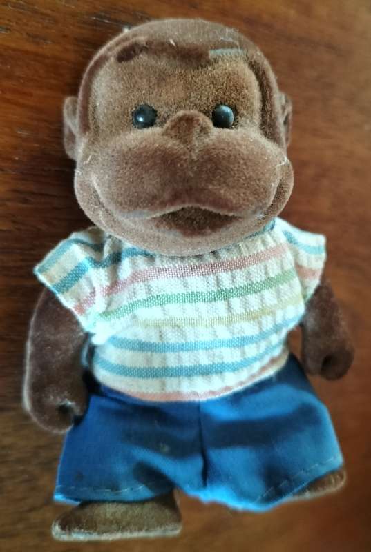 Vintage Sylvanian gorilla (8cm)
