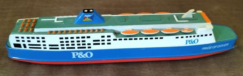 Vintage metal toy / souvenir ship