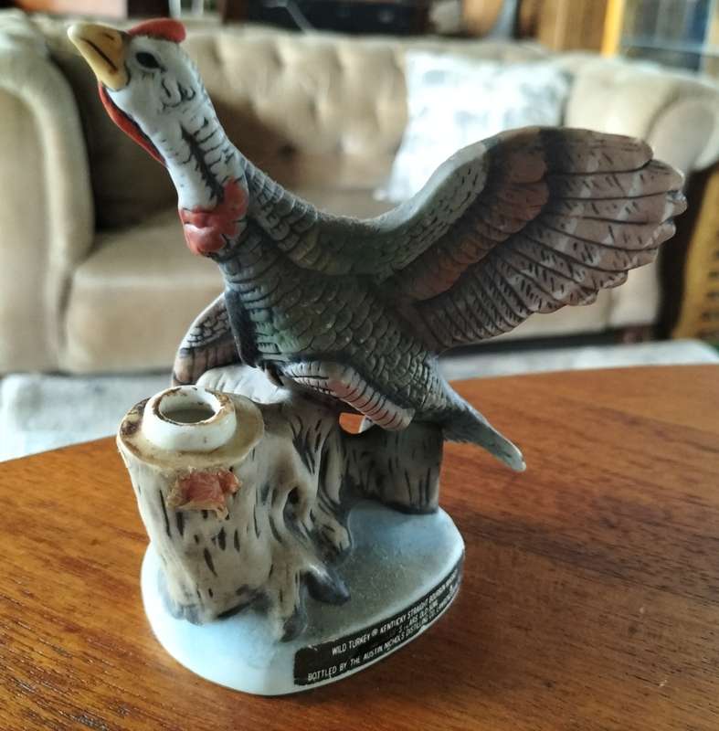 Wild Turkey - Whiskey / Wiskey decanter - no lid