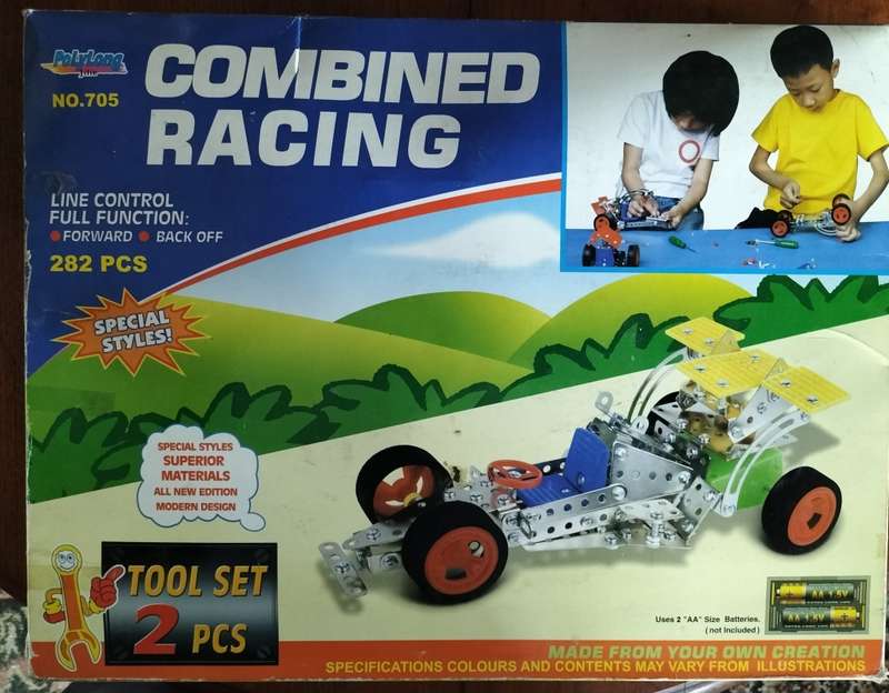 Vintage Engineering toy - 282 piece, battery operated race car