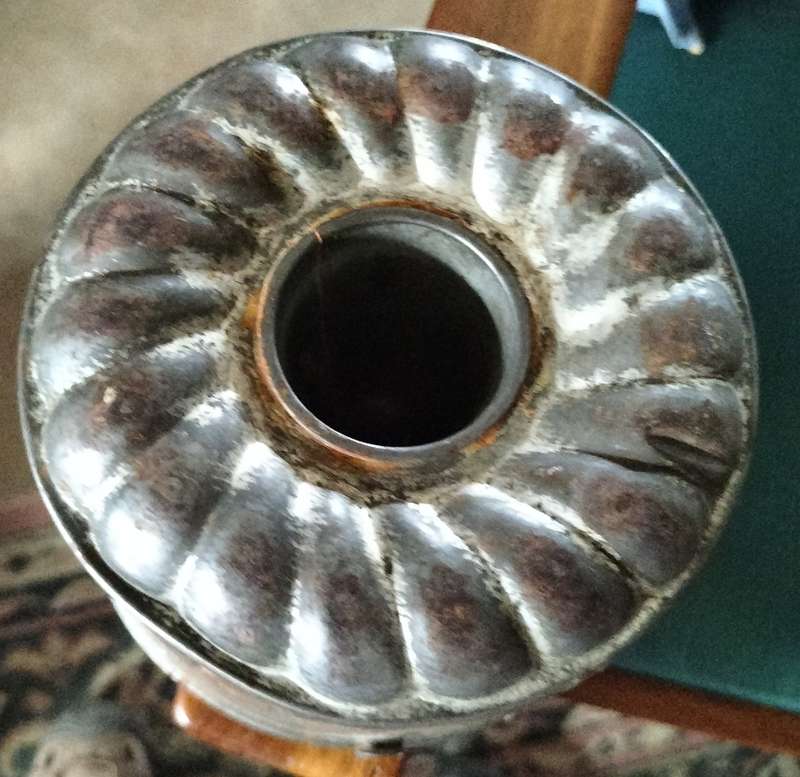 Vintage Cake / Jelly mould