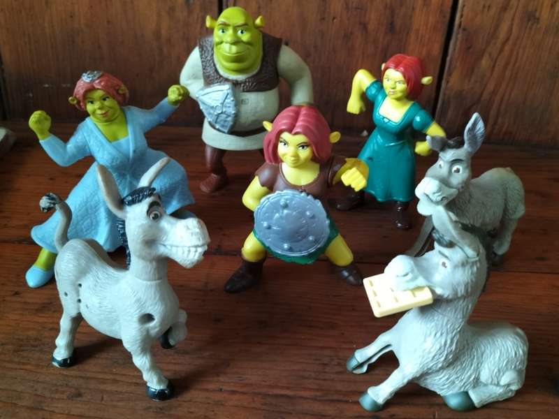 Vintage Shrek figurines