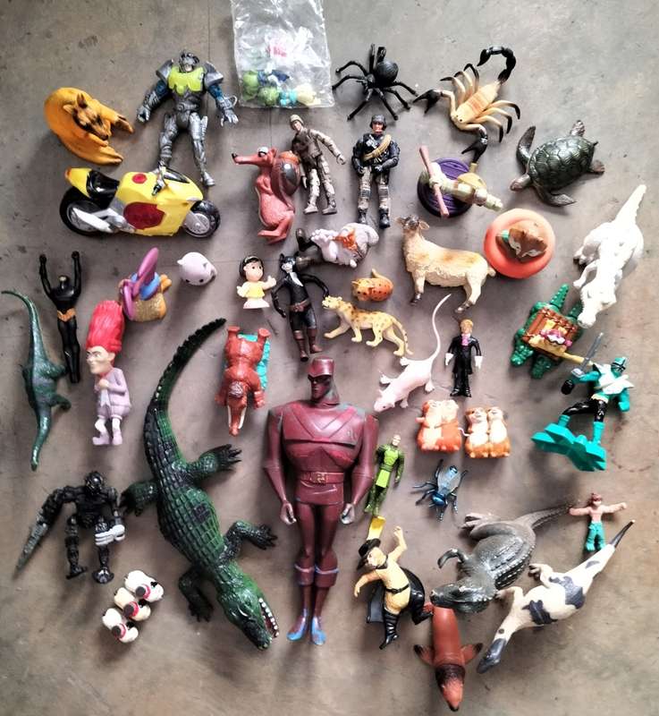 Vintage toys - lucky packet (40+ items)