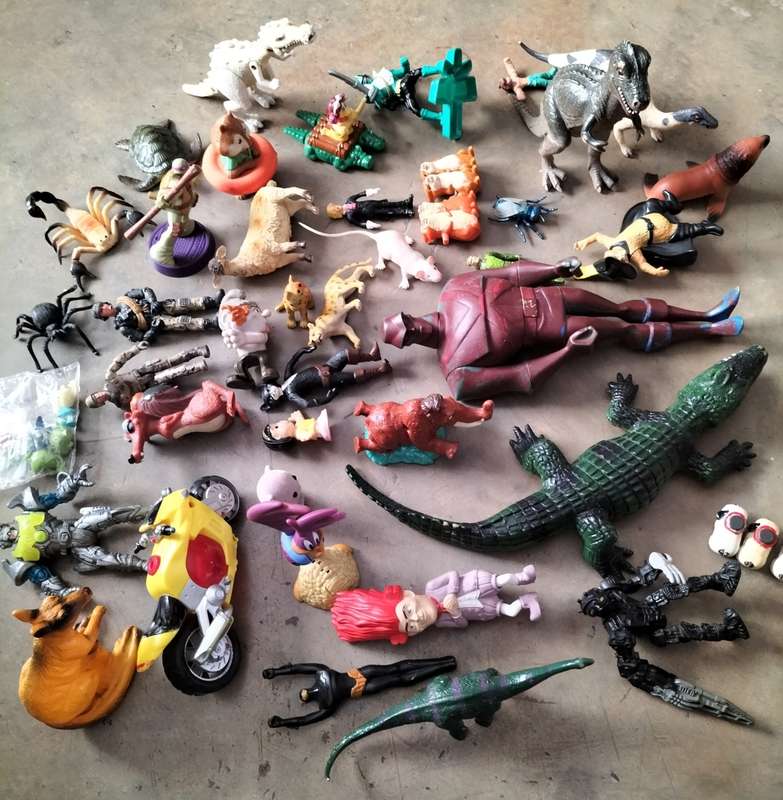 Vintage toys - lucky packet (40+ items)