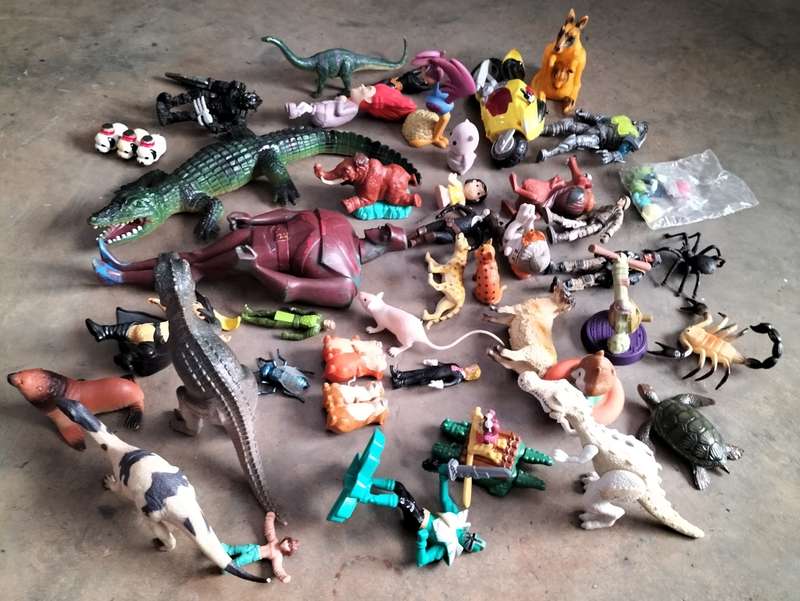 Vintage toys - lucky packet (40+ items)