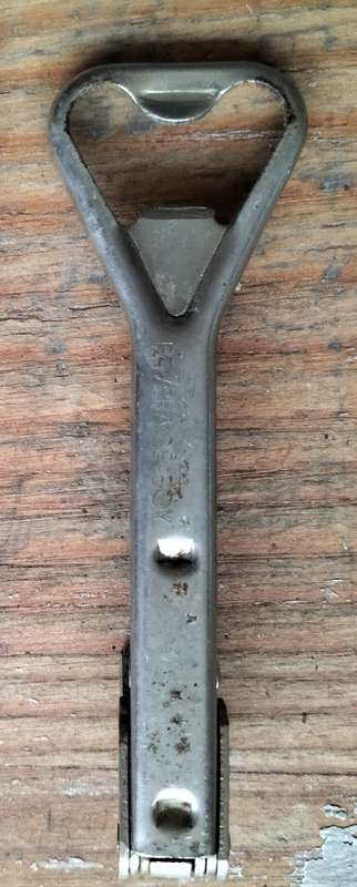 Vintage corkscrew / cork screw and bottle opener