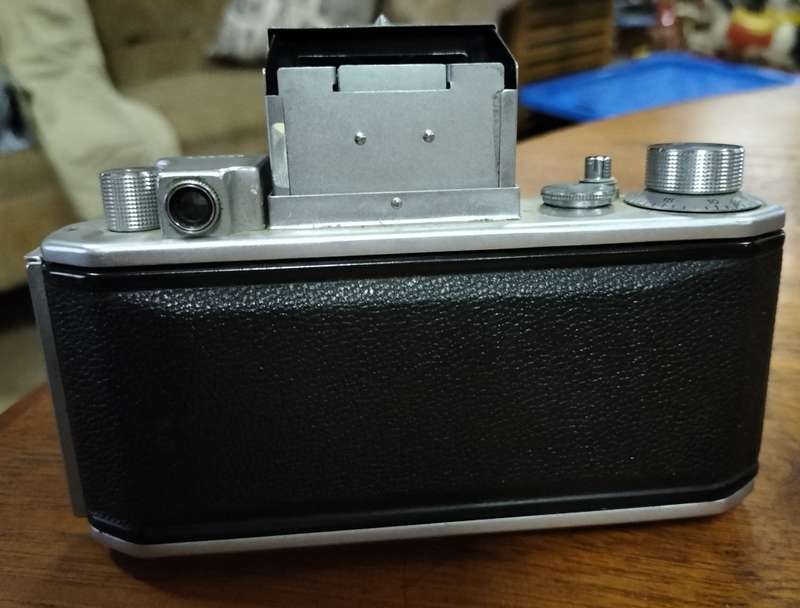 Vintage Asahiflex IIb (1954) camera