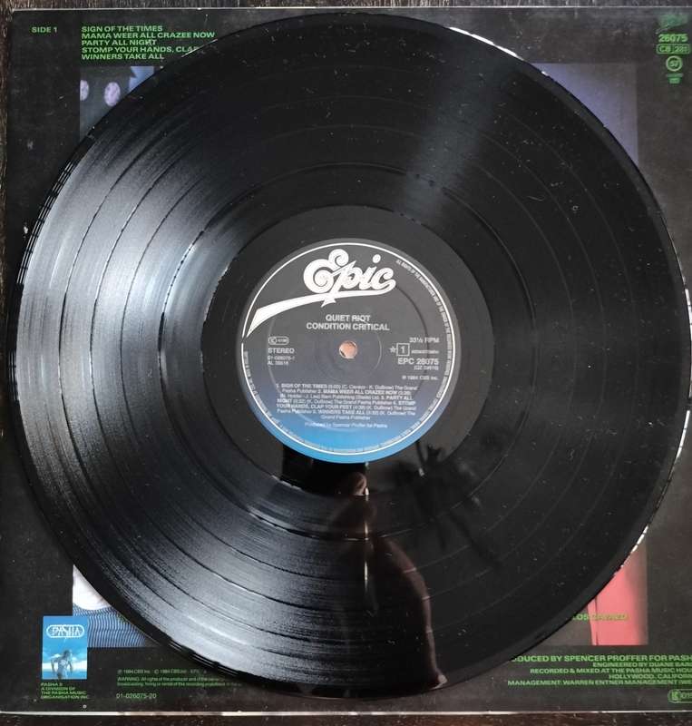 Vintage Vinyl / LP - Quiet Riot - Condition Critical