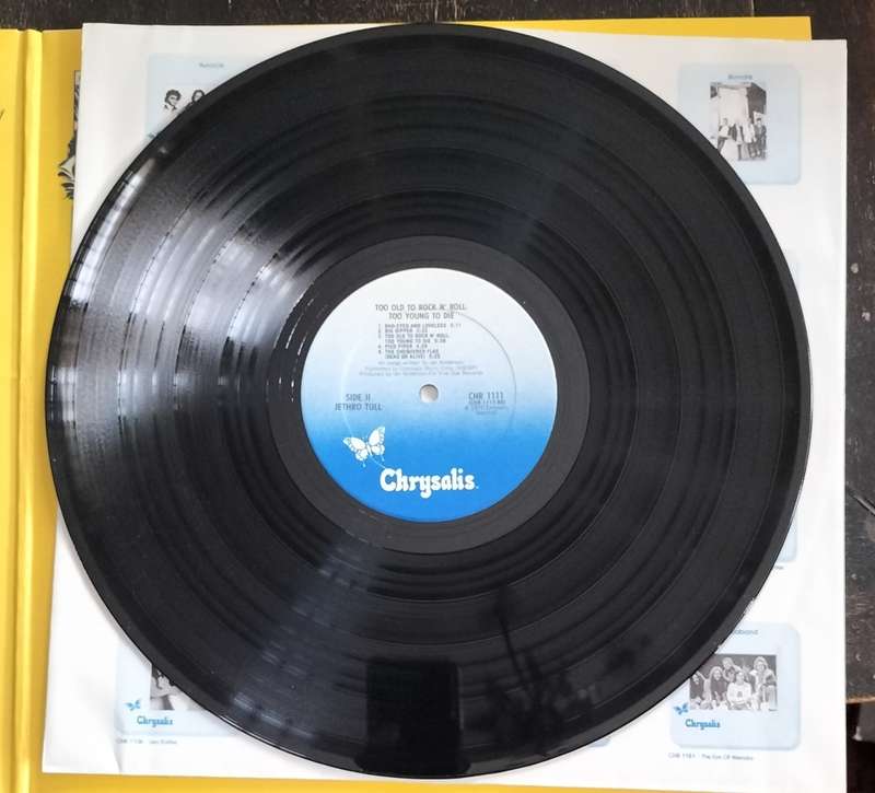 Vintage Vinyl / LP - Jethro Tull - Too young to die