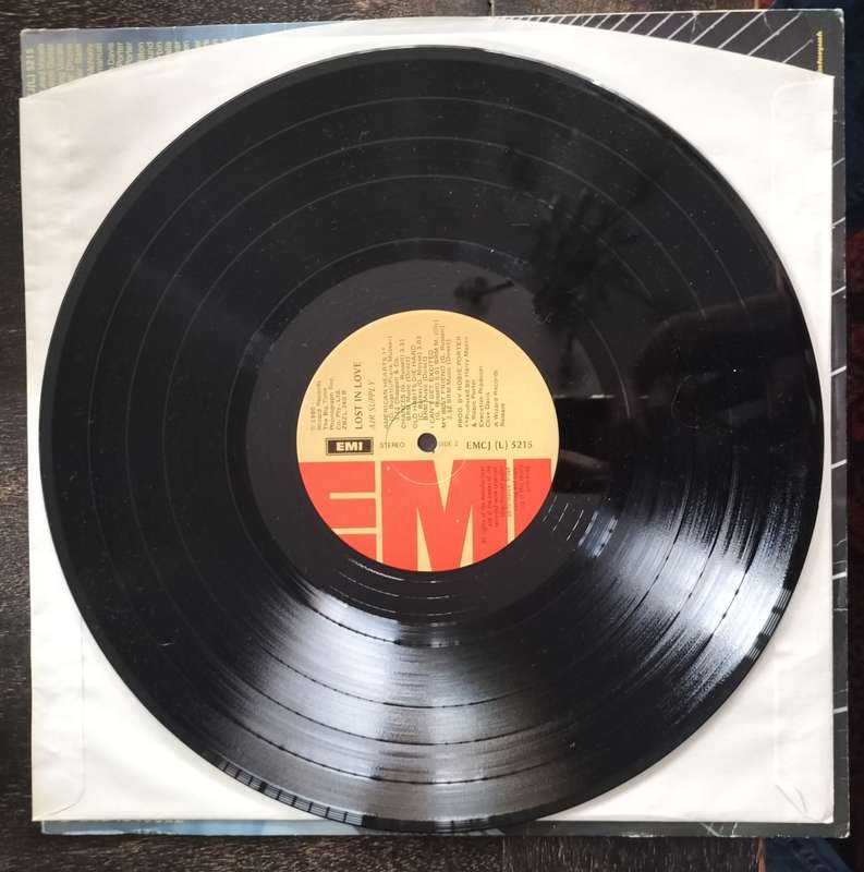 Vintage Vinyl / LP - Air Supply - Lost in love