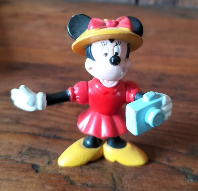 Mickey Mouse hard plastic figurine (Minnie - The Photographer)