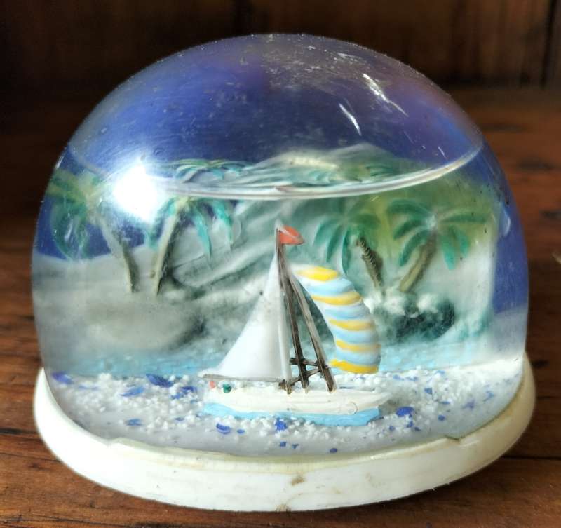 Vintage Snow Globe (#5)