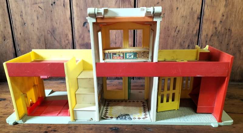 Vintage Fisher Price - Village town (1970s) - incomplete