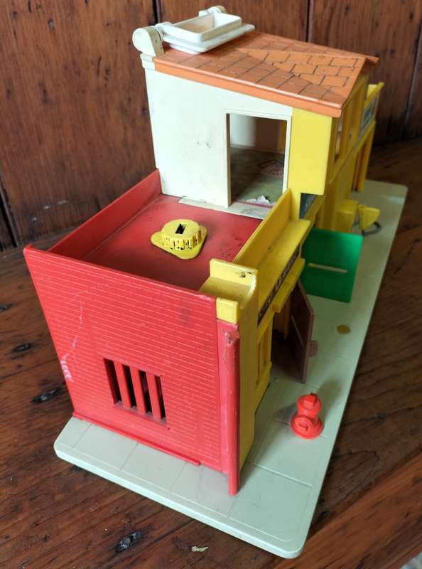 Vintage Fisher Price - Village town (1970s) - incomplete