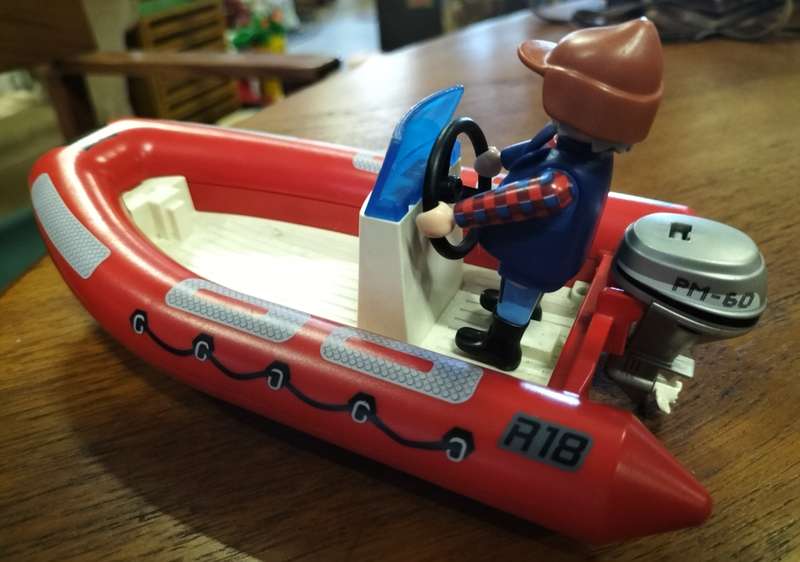 Playmobil motor boat (2015)