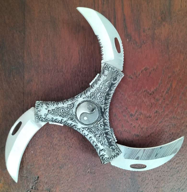 Gimmicky knife #2