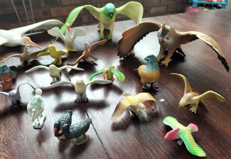 Vintage collection of plastic birds (x20))